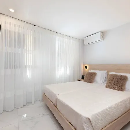 Evdokia Artheon Hotel *